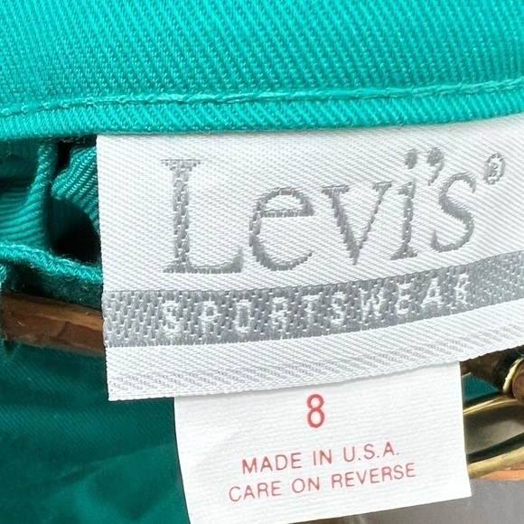 Vintage Levi's Sportswear High Waist Pleated Cotton Pants With Belt - Picture 13 of 13